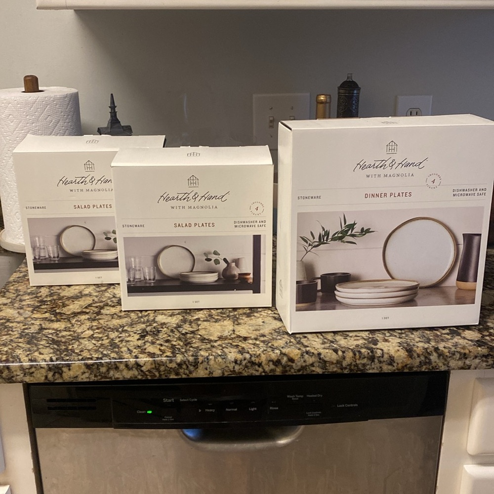 Magnolia Hearth & Hand Plate Bundle